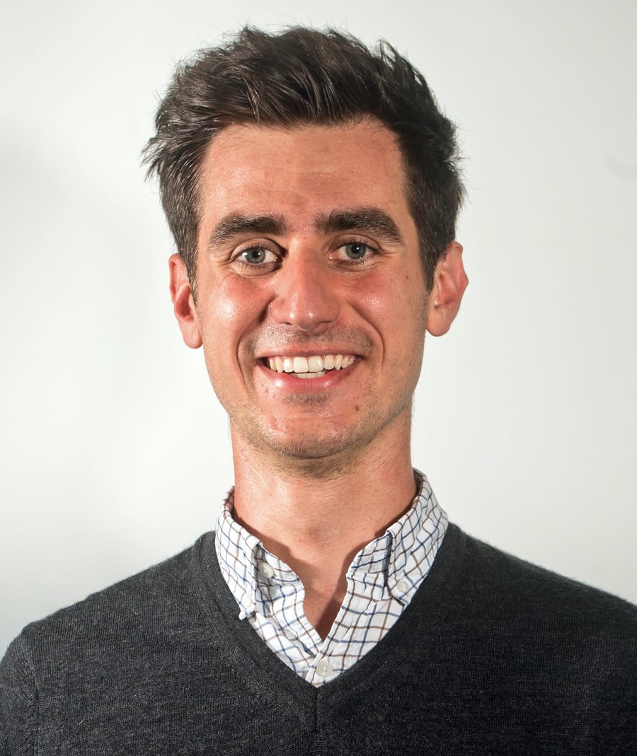 Headshot of Stephen MacNeil